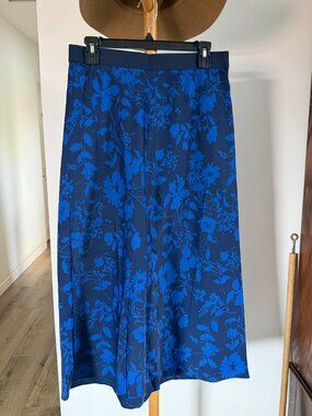Outerknown midi skirt blue floral print medium NWT